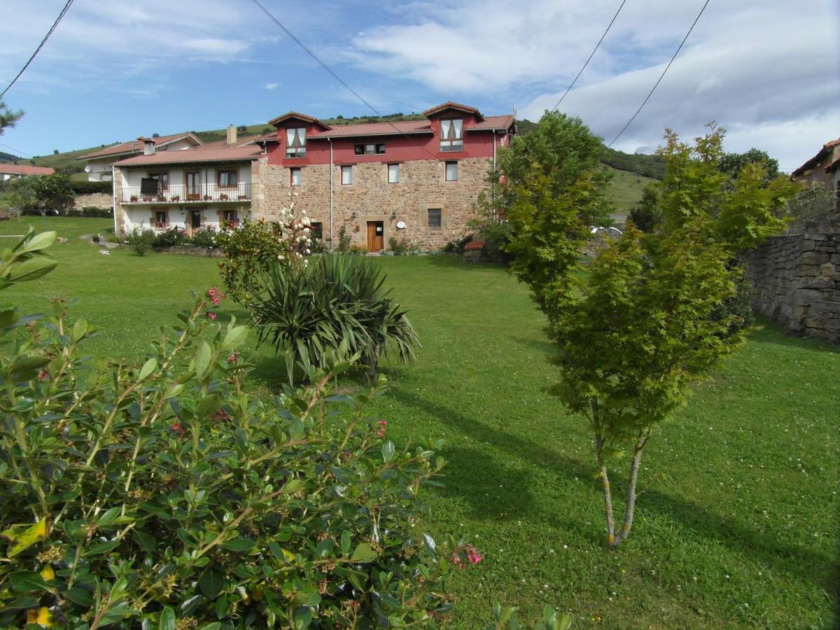 Albergue La Torre Santiurde de Reinosa Exteriér fotografie