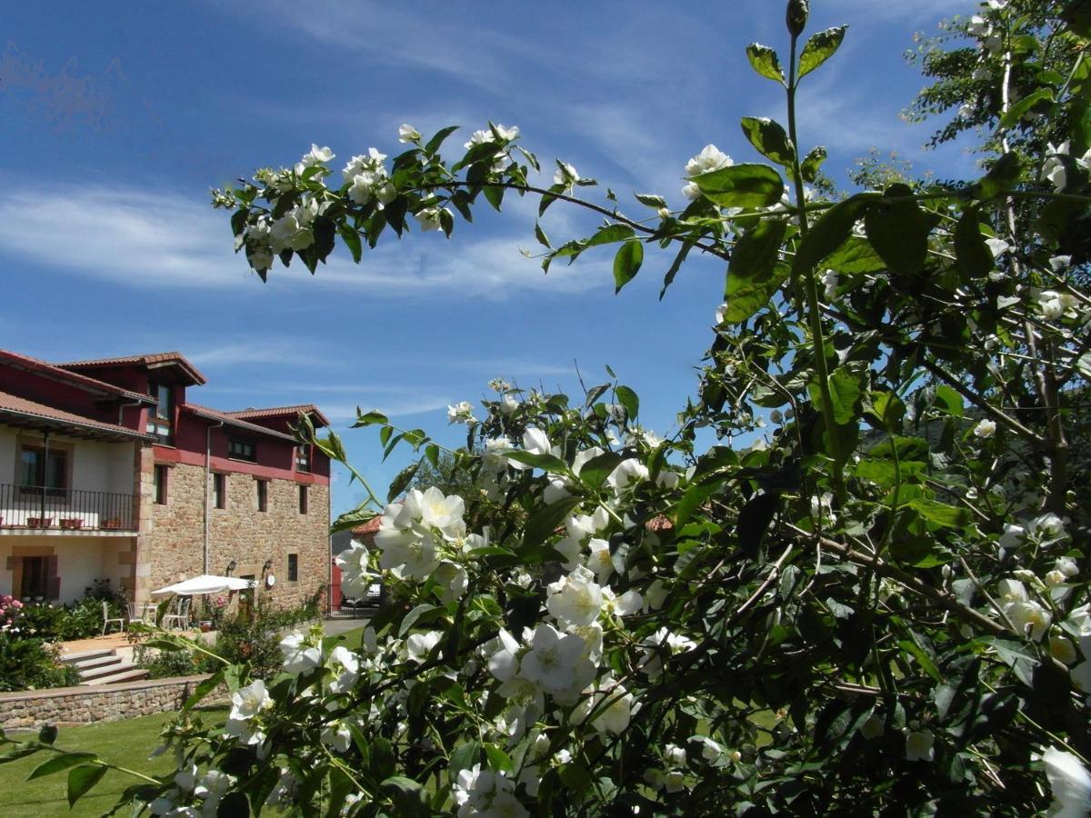 Albergue La Torre Santiurde de Reinosa Exteriér fotografie